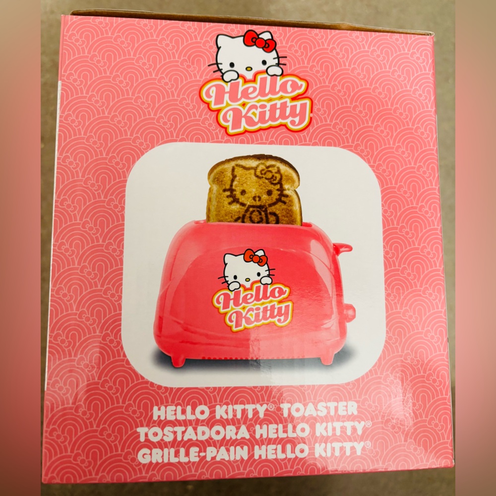 Sanrio Hello Kitty Pink Toaster